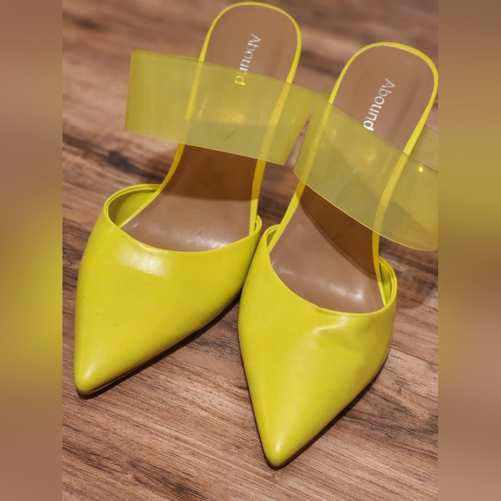 Neon yellow green mule